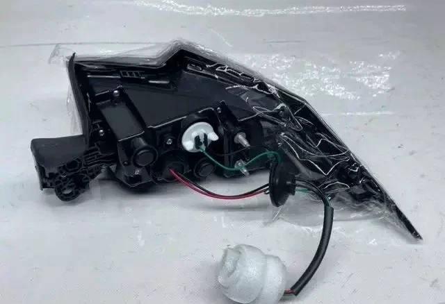 Фара задняя L/R, Changan Uni-V 4133010-DE01 4133020-DE01 (дубликат)