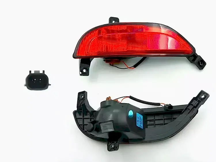 Фара задняя противотуманная L/R Chery Tiggo 4 J68-4416030 J68-4416040